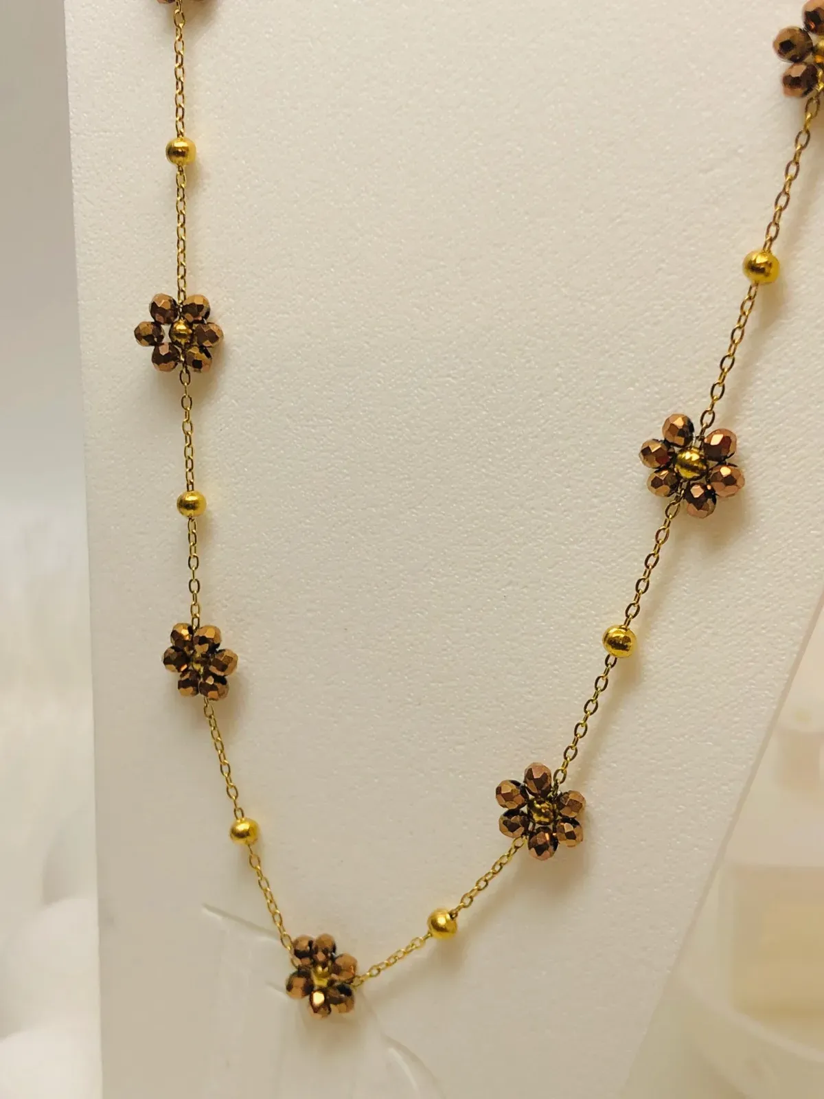 Pearl flower necklace (brown) - Image 2