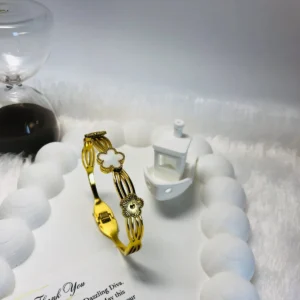 Clover grace trio bangle(Adults)