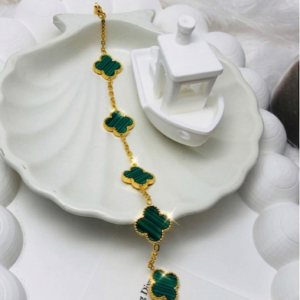 Lucky clover bracelet - green
