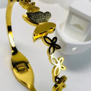 Butterfly family bangle-(Adults)