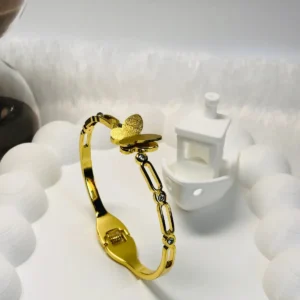 Hollow-frame butterfly bangle