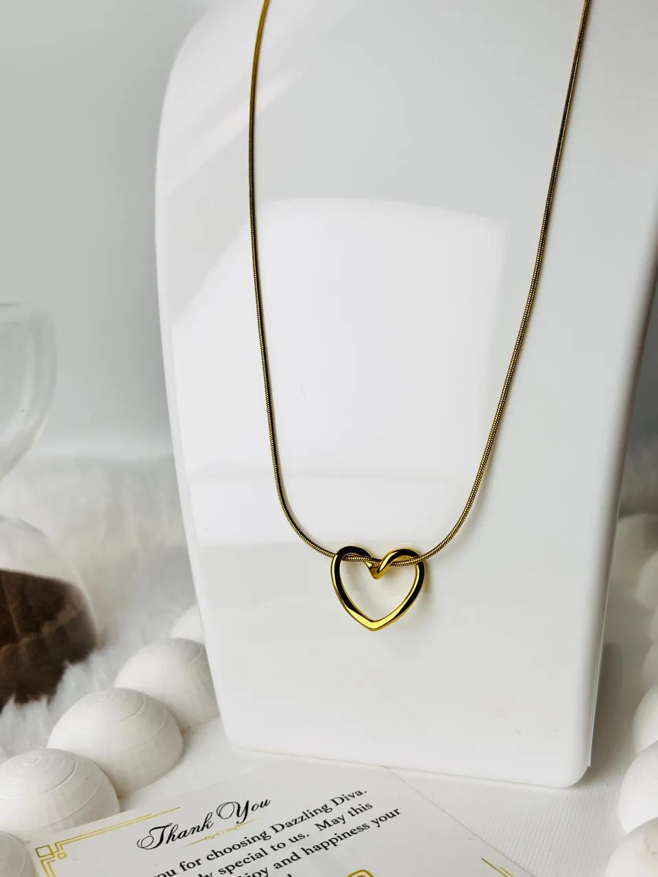 Hollow heart chain
