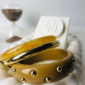 Light wooden triple bangle stack