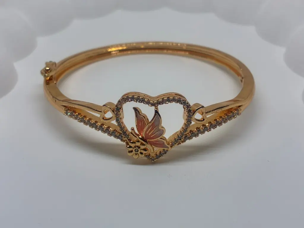 Butterfly kada