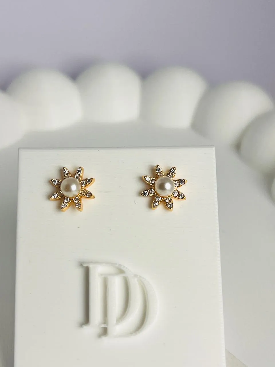 Royal Pearl Bloom Stud