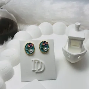 Enamel stud pink and blue flower