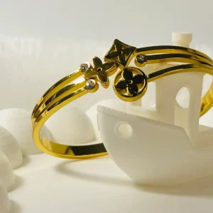 Triple floral glow bangle